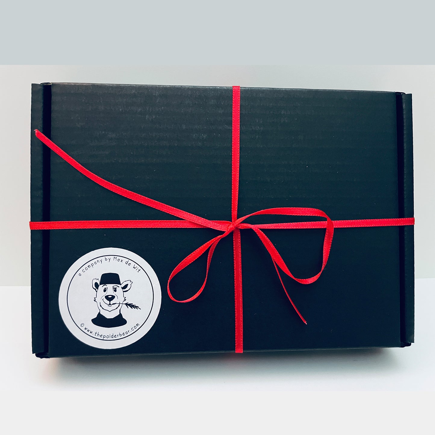Holiday Gift Box - 5 Greeting Cards (GC) - Collection III + Envelopes